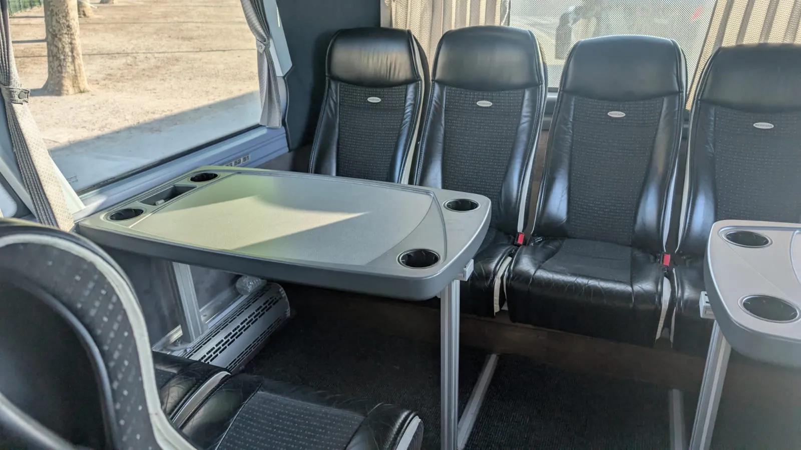 BUS VIP 49 Places  - Photo 2